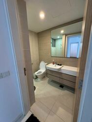 The Lakefront Residences (D22), Condominium #556293021